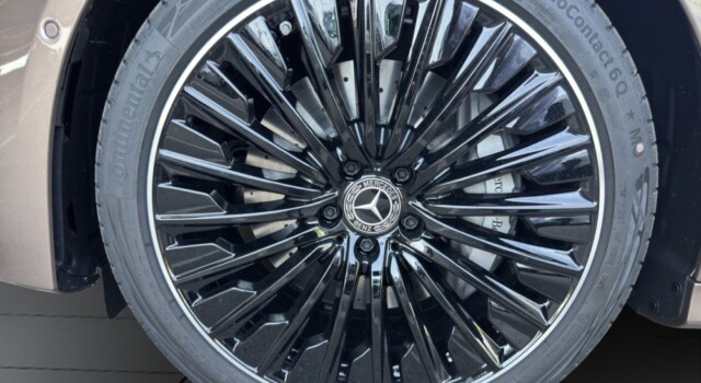 MERCEDES-BENZ E 220 d 4Matic 9G-Tronic