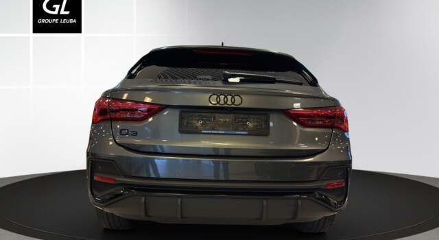 AUDI Q3 SB 35 TFSI S line Attr