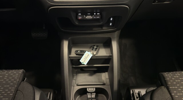 MERCEDES-BENZ VITO 116 CDI Select Tourer 4Matic 9G-Tronic