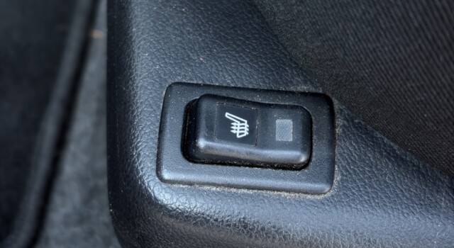 MAZDA 2 1.3i 16V EXCLUSIVE