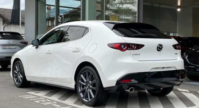 MAZDA 3 Hatchback SKYACTIV-X MHybrid 186 Exclusive Line AWD Aut.