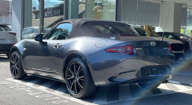 MAZDA MX-5 Skyactiv-G 184 Exclusive-line