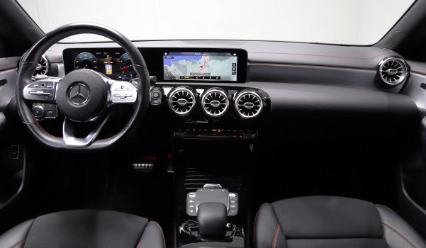 MERCEDES-BENZ CLA 250 CLA SB 250 AMG Line 4M 7G