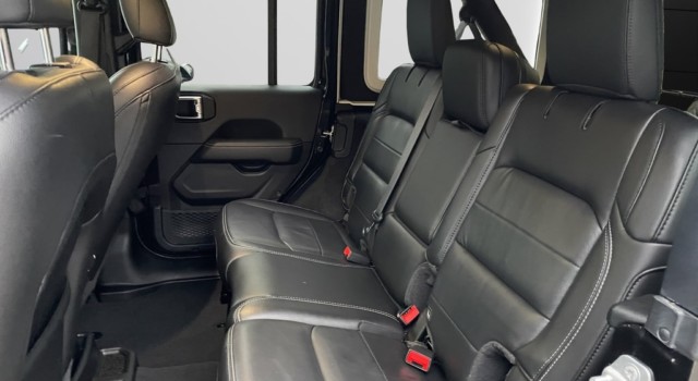 JEEP WRANGLER 2.0 Unlimited Sahara Automatic