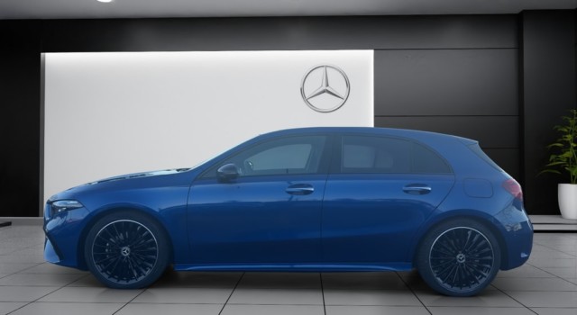 MERCEDES-BENZ A 200 Night Star 7G-DCT