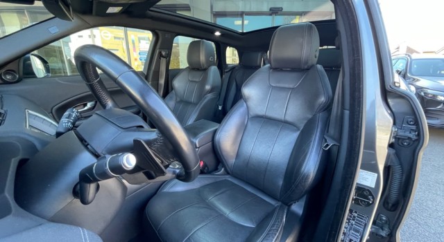 LAND ROVER RANGE ROVER EVOQUE 2.0 TD4 SE Dynamic AT9