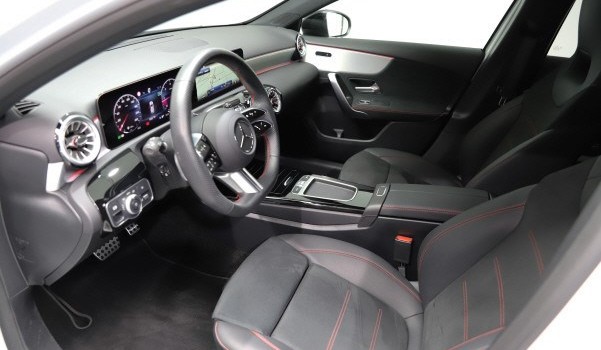 MERCEDES-BENZ A 220 d 8G-DCT