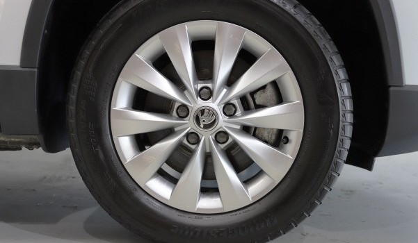 SKODA KAROQ 1.5 TSI Ambit. DSG
