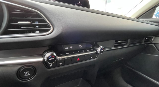 MAZDA 3 Hatchback SKYACTIV-G M Hybrid 140 Centre Line Automat