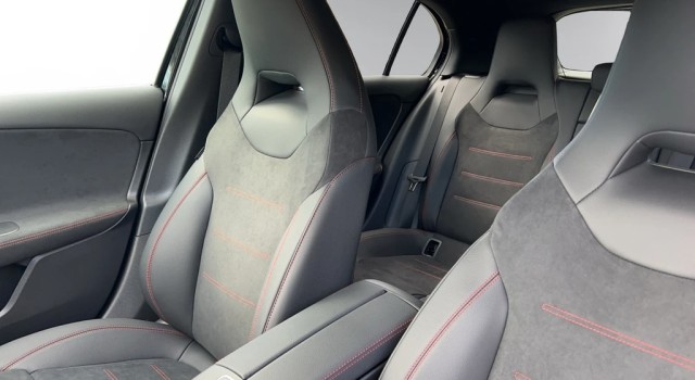 MERCEDES-BENZ A 200 Night Star 7G-DCT