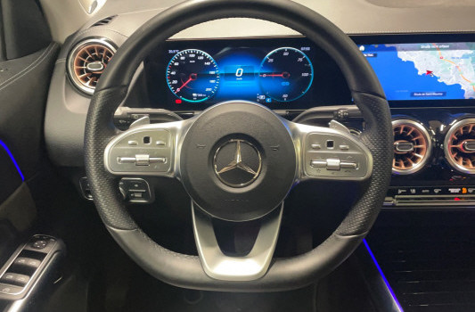 MERCEDES-BENZ EQA 250
