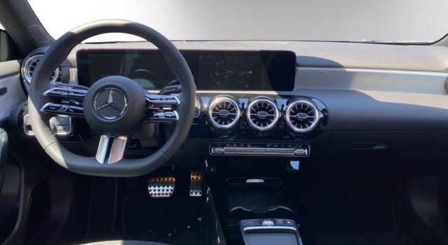 MERCEDES-BENZ A 250 4Matic 8G-DCT