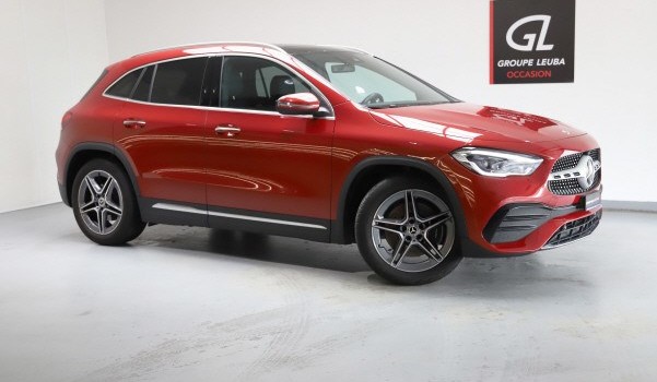 MERCEDES-BENZ GLA 250 AMG Line 4Matic