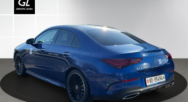 MERCEDES-BENZ CLA 220 4Matic 8G-DCT