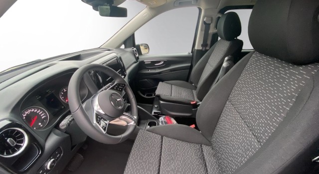MERCEDES-BENZ VITO 116 CDI Lang Tourer 9G-Tronic 4M Select