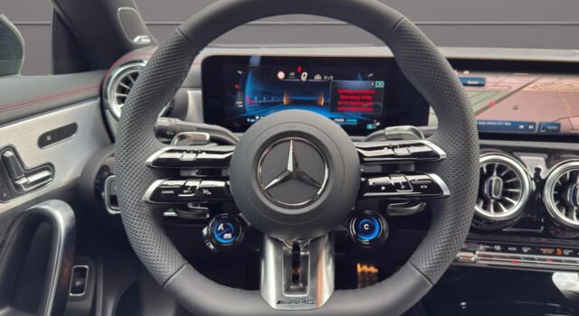 MERCEDES-BENZ CLA 35 AMG 4Matic 8G-DCT