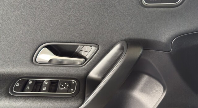 MERCEDES-BENZ A 220 4Matic 8G-DCT