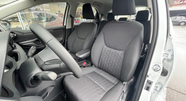 MAZDA 2 Hybrid Centre-line