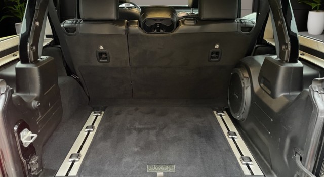 JEEP WRANGLER 2.0 Unlimited Sahara Automatic