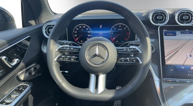 MERCEDES-BENZ GLC 300 d 4Matic 9G-Tronic