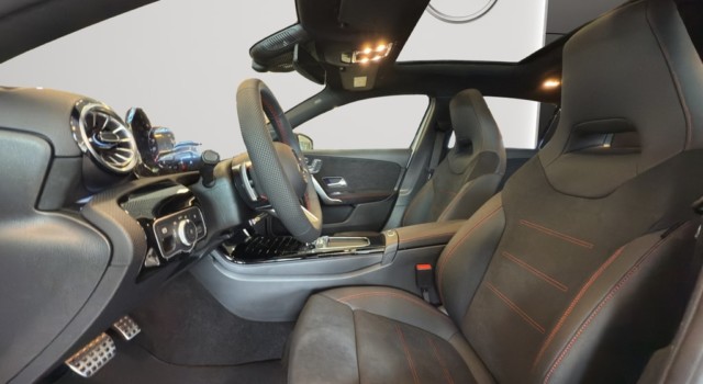 MERCEDES-BENZ A 200 Night Star 7G-DCT