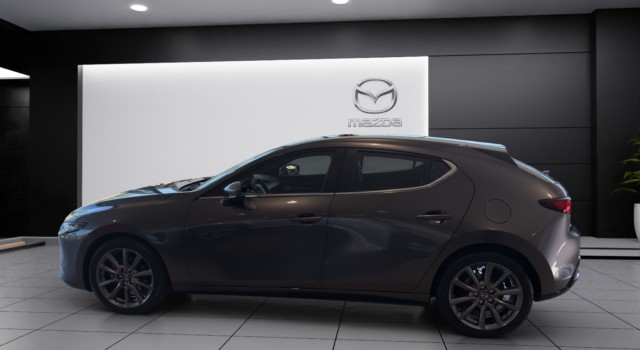 MAZDA 3 Hatchback SKYACTIV-G M Hybrid 140 Centre Line Automat