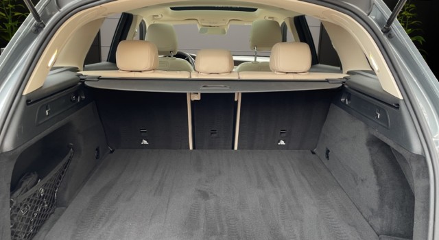 MERCEDES-BENZ GLC 300 4Matic 9G-Tronic
