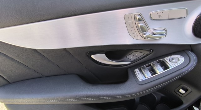 MERCEDES-BENZ GLC 200 AMG Line 4Matic