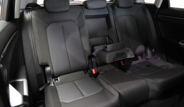 AUDI Q3 35 TFSI Attraction