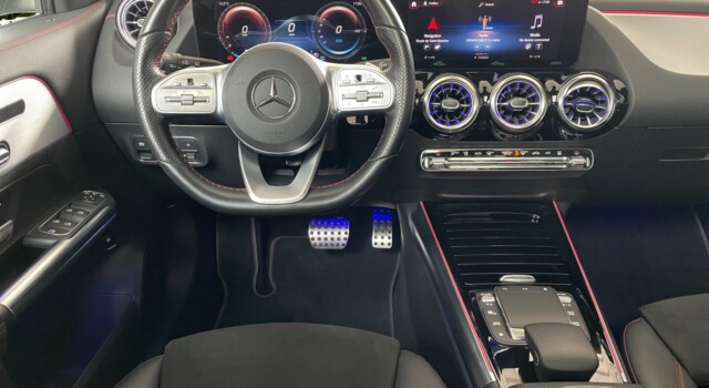 MERCEDES-BENZ EQA 250