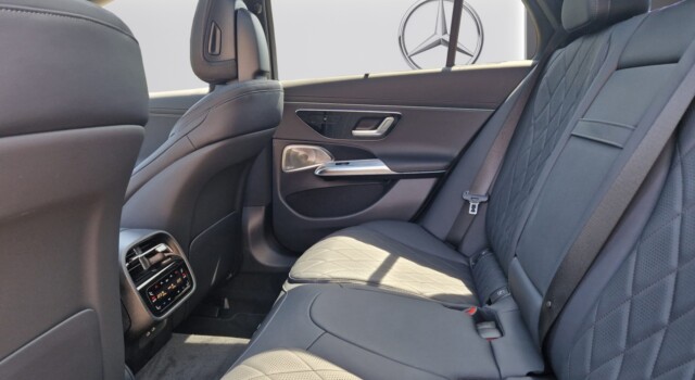 MERCEDES-BENZ E 450 T 9G-Tronic 4Matic