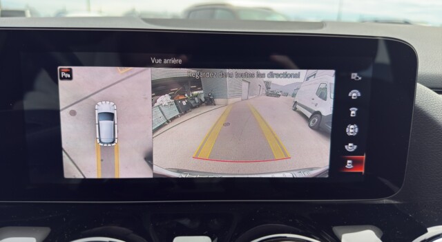 MERCEDES-BENZ GLA 250 e Progressive 8G-DCT