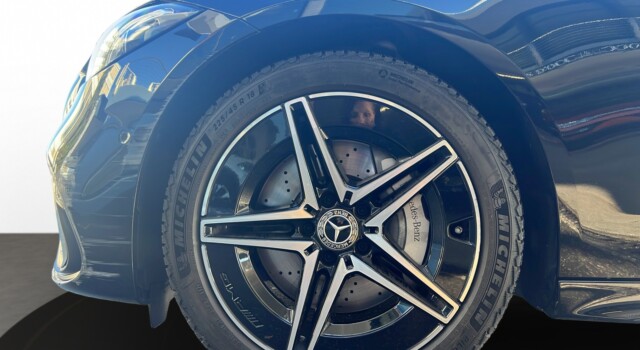 MERCEDES-BENZ C 220 d T 4Matic AMG Line