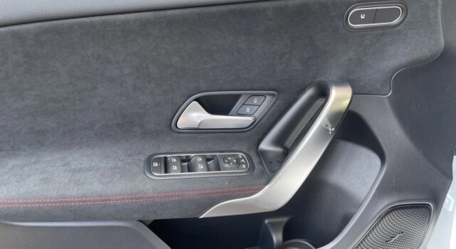 MERCEDES-BENZ A 250 4Matic 8G-DCT