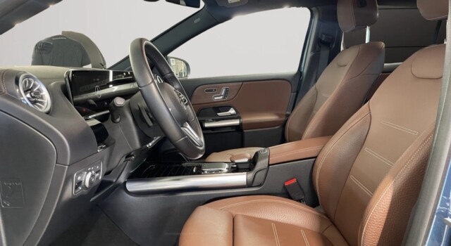 MERCEDES-BENZ GLA 220 d 4Matic Progressive 8G-DCT