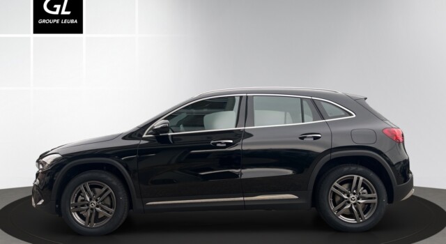 MERCEDES-BENZ GLA 250 e EQ Star 8G-DCT