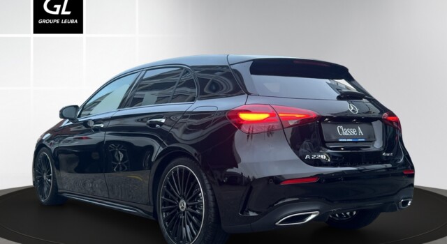 MERCEDES-BENZ A 220 4Matic 8G-DCT
