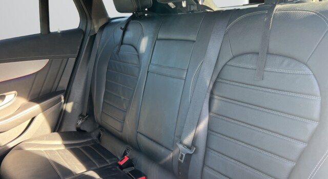 MERCEDES-BENZ EQC 400 AMG Line 4Matic