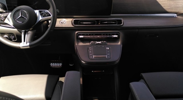 MERCEDES-BENZ V 300  AVANTGARDE