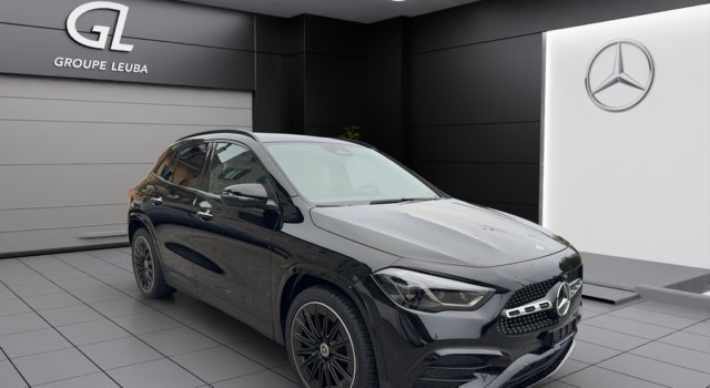 MERCEDES-BENZ GLA 250 4Matic 8G-DCT