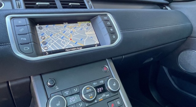 LAND ROVER RANGE ROVER EVOQUE 2.0 TD4 SE Dynamic AT9