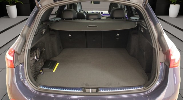 MERCEDES-BENZ C 220 d T 4 Matic