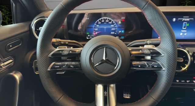 MERCEDES-BENZ A 250 4Matic 8G-DCT