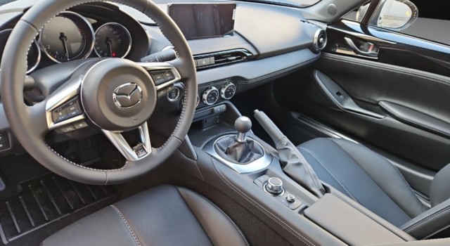 MAZDA MX-5 Skyactiv-G 184 Exclusive-line