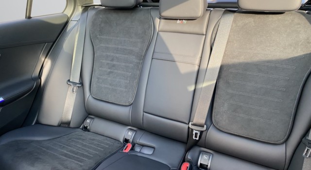MERCEDES-BENZ C 220 d T 4 Matic Swiss Star