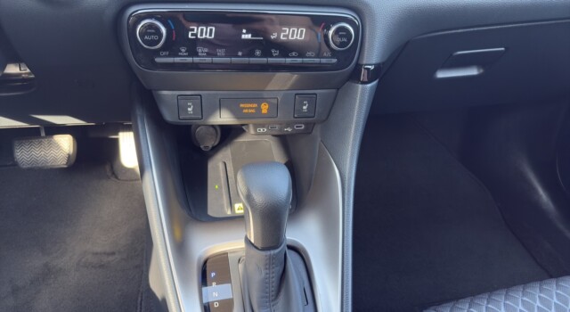 MAZDA 2 Hybrid Homura