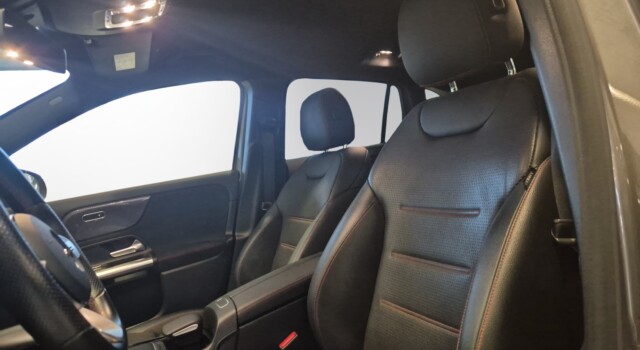 MERCEDES-BENZ GLA 250 Edition 1.