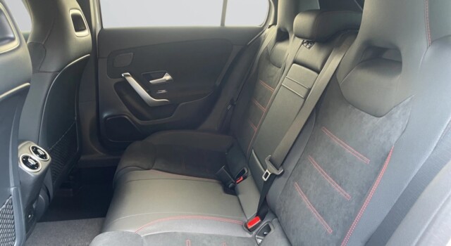 MERCEDES-BENZ A 250 4Matic 8G-DCT