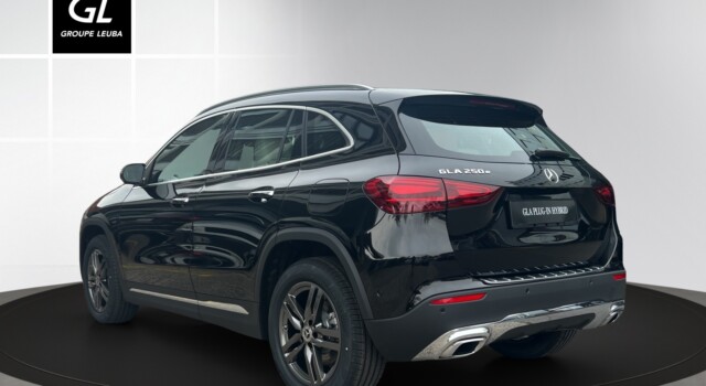 MERCEDES-BENZ GLA 250 e EQ Star 8G-DCT