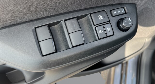 MAZDA 2 Hybrid Centre-line